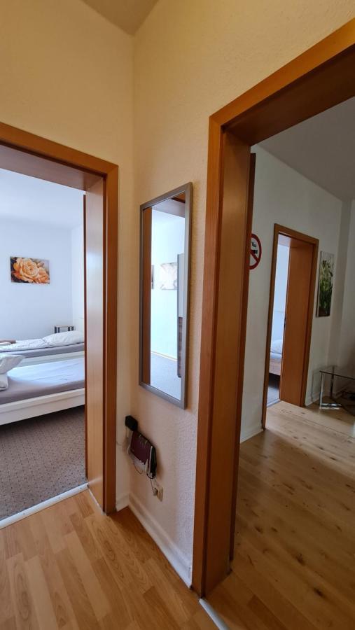 Apartment Iris.zentral : Nähe Centro, Hbf Düss. 40min