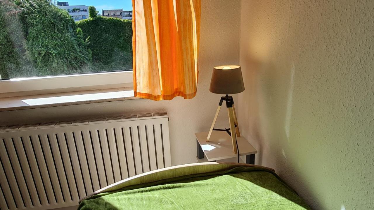 Apartment Iris.zentral : Nähe Centro, Hbf Düss. 40min *